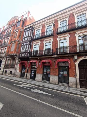 Local comercial en alquiler en Valladolid, Centro photo 0