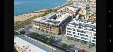 Local comercial en alquiler en Badalona, Manresa photo 0