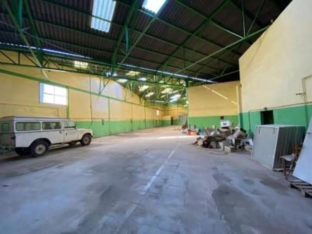 Local comercial en alquiler en Llíria, Juan izquierdo-estación photo 0