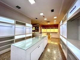 Local comercial en alquiler en Manacor, Carrer de Pius XII, 07500 photo 0