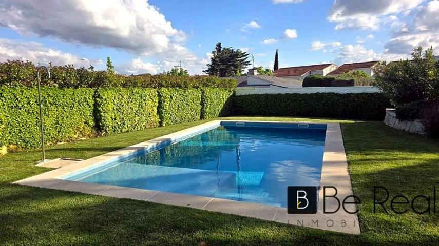 Estudio en alquiler en Villanueva de la Cañada photo 0