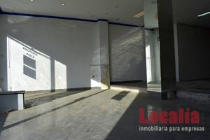 Local comercial en alquiler en Santander photo 0