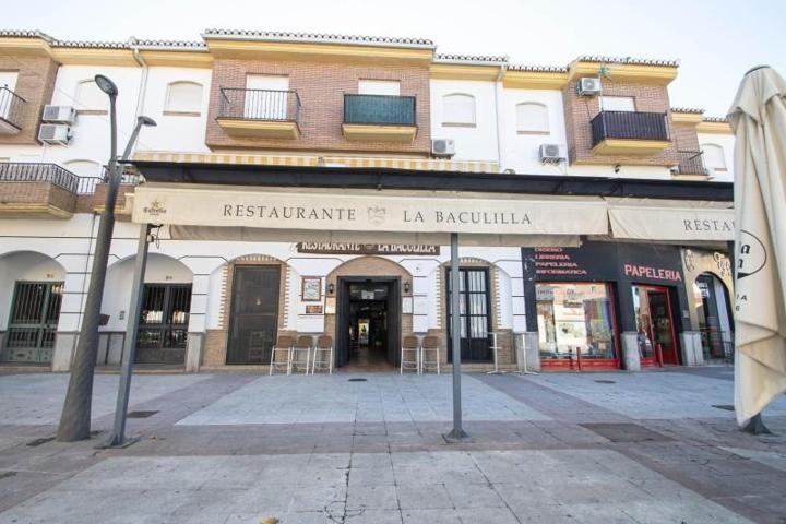 Local comercial en alquiler en Santa Fe, AVENIDA DE LA HISPANIDAD photo 0