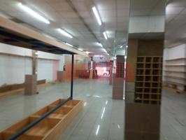 Local comercial en alquiler en Torrelavega, Calle Cid, 39300 photo 0