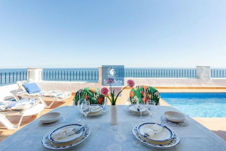 Chalet en alquiler en Almuñécar, Urb. Los Pinos photo 0