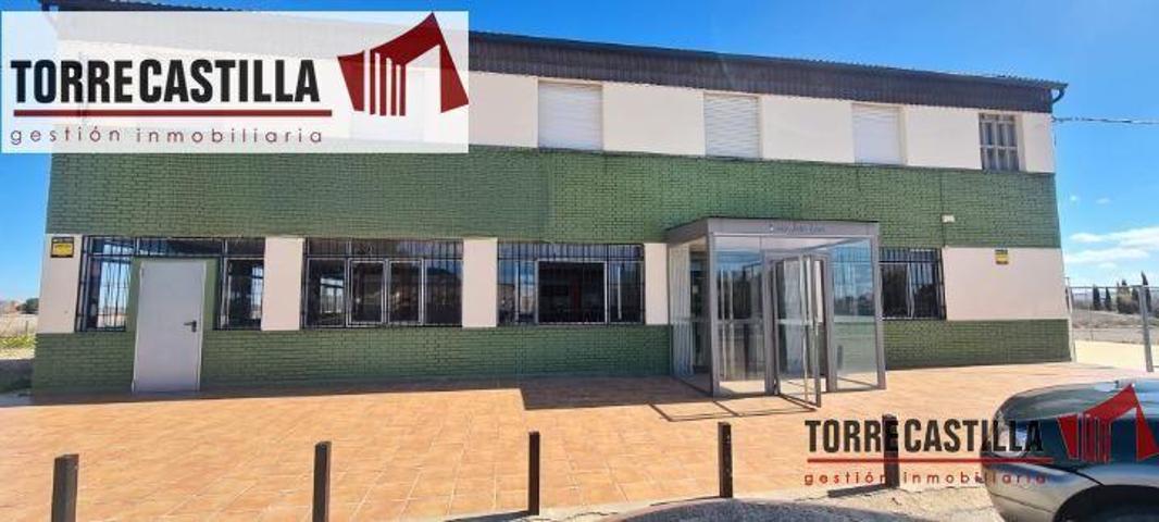 Local comercial en alquiler en Albacete, Campus photo 0