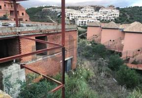 Apartamento en venta en La Línea de la Concepción, Alcaidesa photo 0