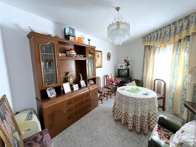 Casa en venta en Alcuéscar, Extremadura photo 0