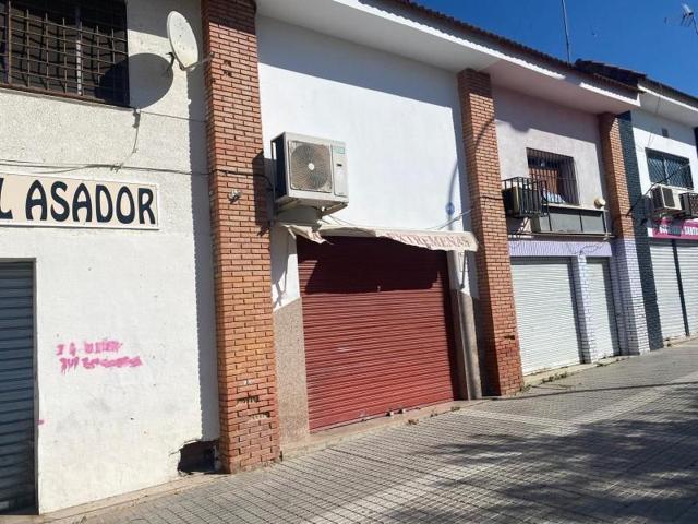 Local comercial en venta en Badajoz, Suerte de Saavedra photo 0