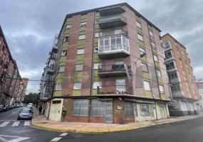 Piso en venta en Ponferrada, Bierzo- Ancares photo 0