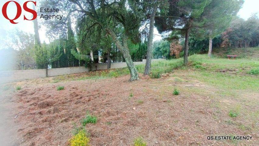Terreno en venta en Tordera, Roca rossa photo 0