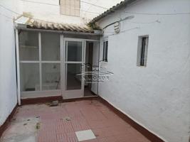 Casa en venta en Lucena, Lucena photo 0