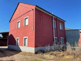 Casa en venta en Arganza, Magaz de abajo photo 0