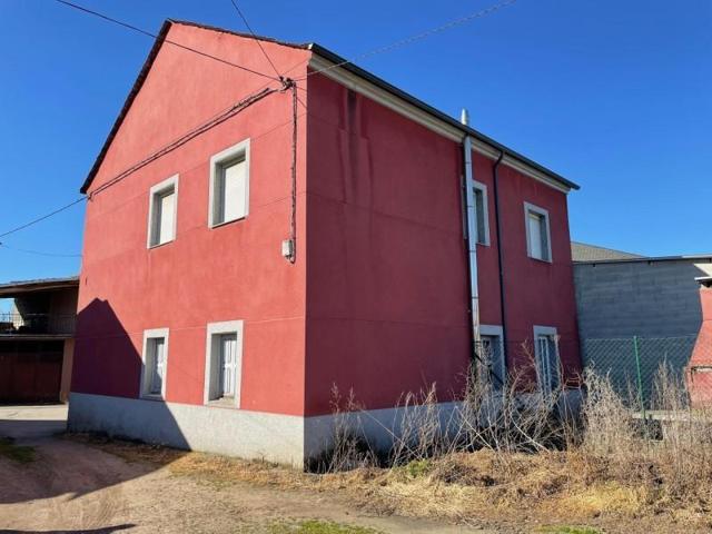 Casa en venta en Arganza, Magaz de abajo photo 0