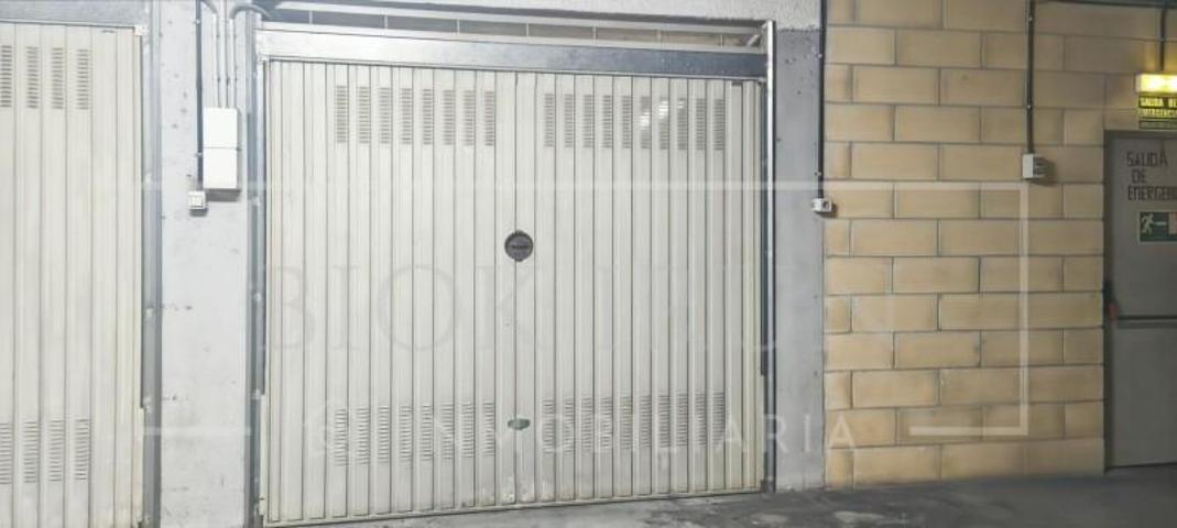 Garaje en venta en Irun, Puiana photo 0