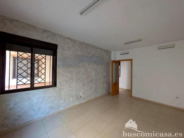 Piso en venta en Mengibar, Calle Corredera, 23620 photo 0