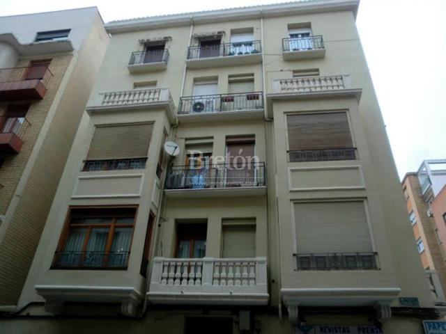 Local comercial en venta en Zaragoza, Centro photo 0