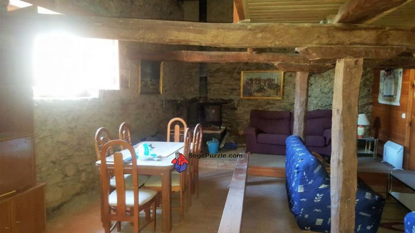 Casas de pueblo en venta en Domingo García, Ortigosa De Pestano photo 0