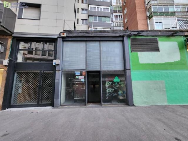Local comercial en venta en Burgos, Centro photo 0
