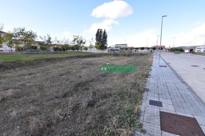 Terreno en venta en Ciudad Rodrigo, Avda De Bejar photo 0