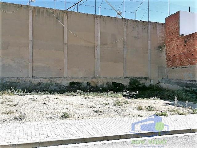 Terreno en venta en Monserrat, Colegio Antiguo photo 0