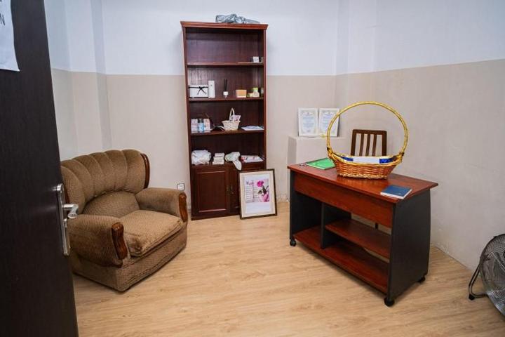 Local comercial en venta en Avilés, Centro photo 0