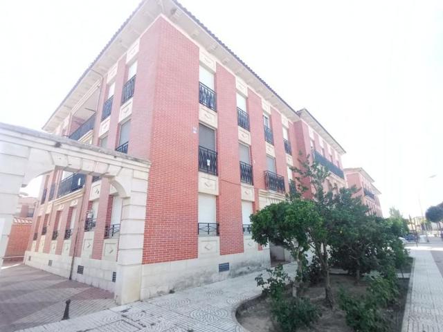 Piso en venta en Cigales, Cigales photo 0