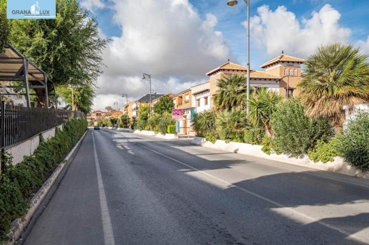 Local comercial en venta en Las Gabias, Las Gabias photo 0