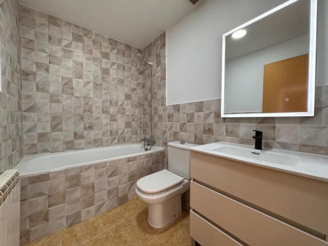 Piso en venta en Sant Joan de Vilatorrada, Centre photo 0