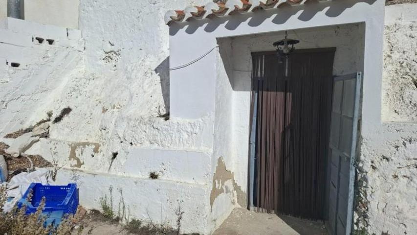 Casa con terreno en venta en Chinchilla de Monte-Aragón, San Cristobal, 02520 photo 0