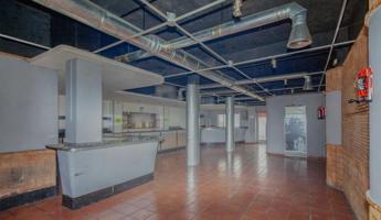 Local comercial en venta en La Pobla Llarga, Comunidad valenciana photo 0