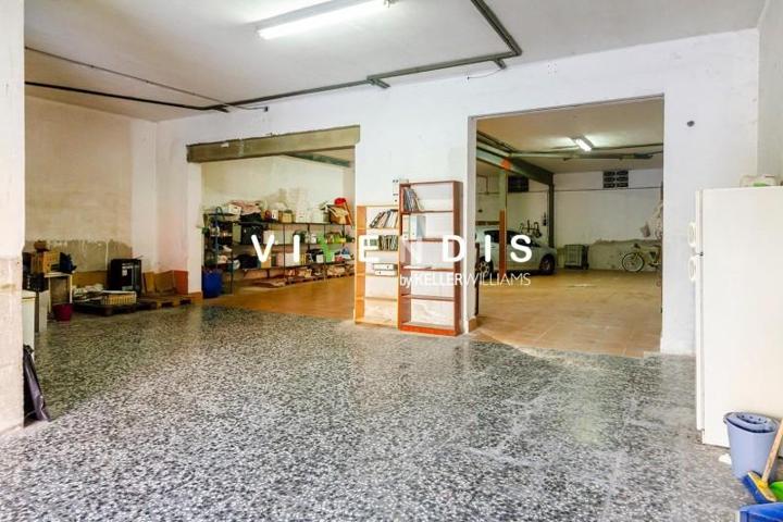 Local comercial en venta en Sant Andreu de la Barca, La Solana photo 0