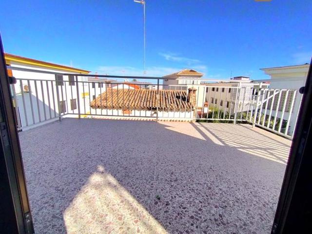 Apartamento en venta en Oliva, Carrer de les Illes Cíes, 46780 photo 0