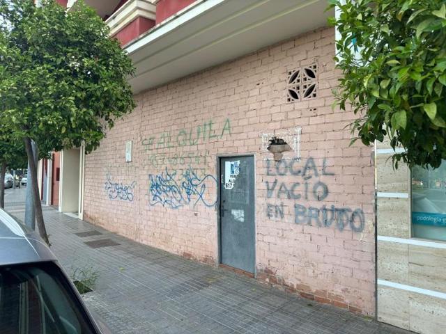 Local comercial en venta en Córdoba, Arroyo del Moro photo 0