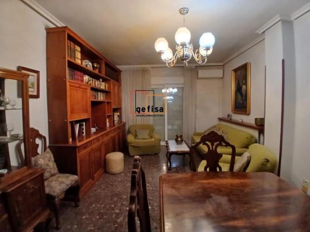 Piso en venta en Valdepeñas, Centro photo 0