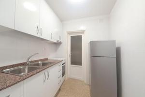 Piso en venta en Mataró, Cerdanyola photo 0