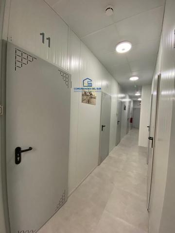 Local comercial en venta en Cádiz, Barriada - Corte Inglés photo 0