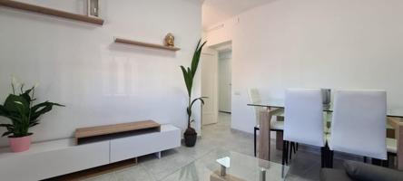 Planta baja en venta en Vilanova i la Geltrú, Barri De Mar photo 0