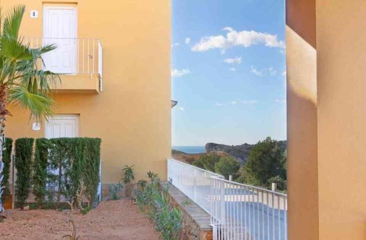 Adosada en venta en Benitachell, Benitachell photo 0