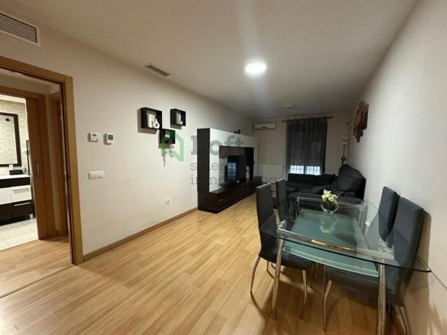 Apartamento en venta en Badajoz photo 0