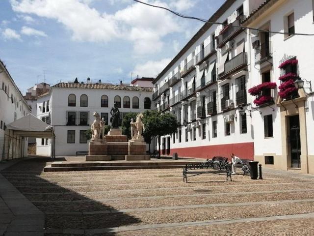 Piso en venta en Córdoba, Ollerías photo 0