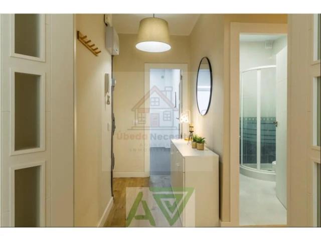 Piso en venta en Úbeda photo 0