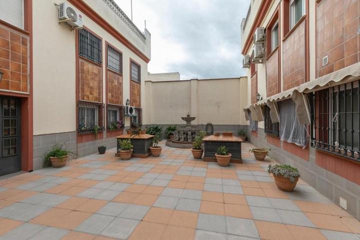 Piso en venta en Peligros, Centro photo 0