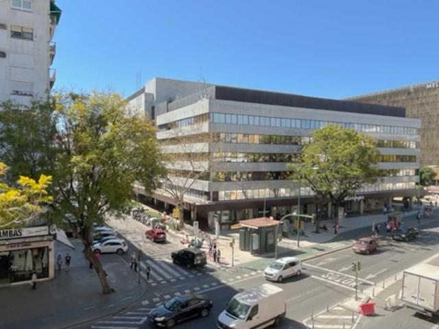 Piso en venta en Sevilla, Nervion - Corte Ingles photo 0