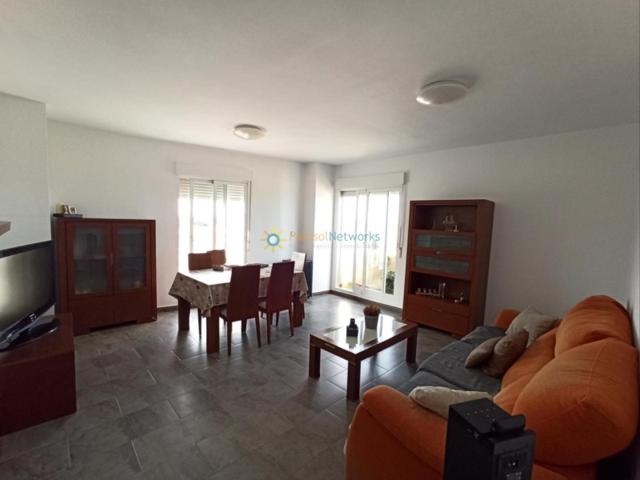 Apartamento en venta en Oliva, 46780 photo 0