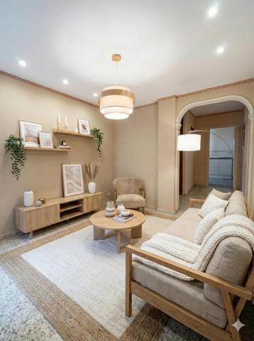 Piso en venta en Málaga, Ciudad Jardín photo 0