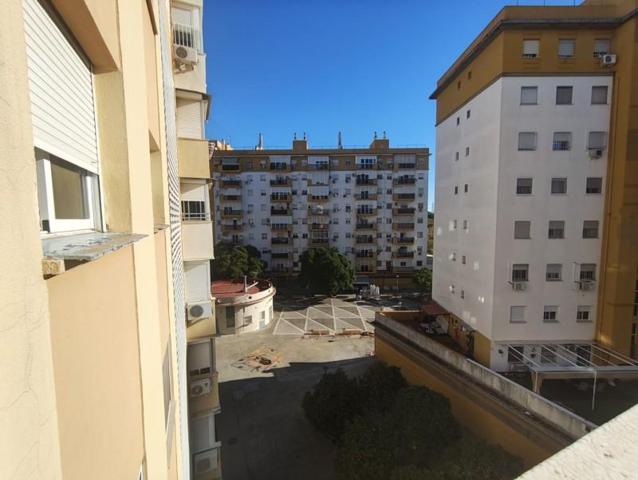 Piso en venta en Sevilla, Macarena - Las Almenas photo 0