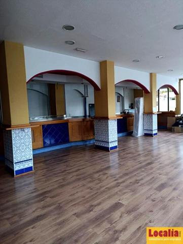 Local comercial en venta en Palencia photo 0