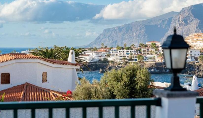 Apartamento en venta en Guía de Isora, Playa La Arena photo 0