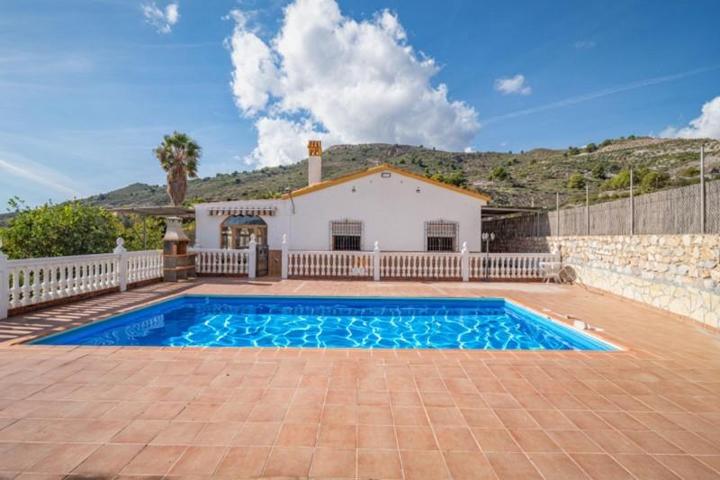 Casa con terreno en venta en Vélez de Benaudalla, La gorgoracha photo 0